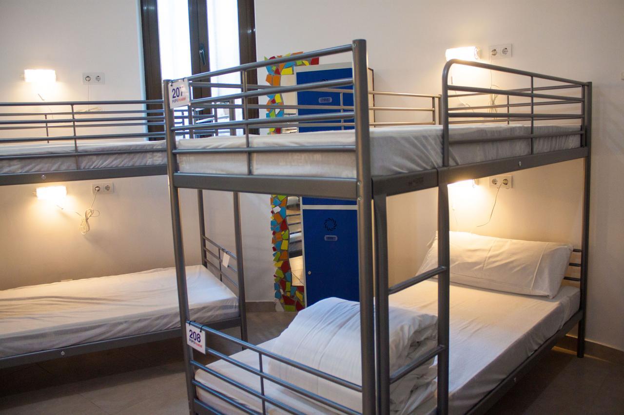 Pil Pil Hostel Madryt Pokój zdjęcie