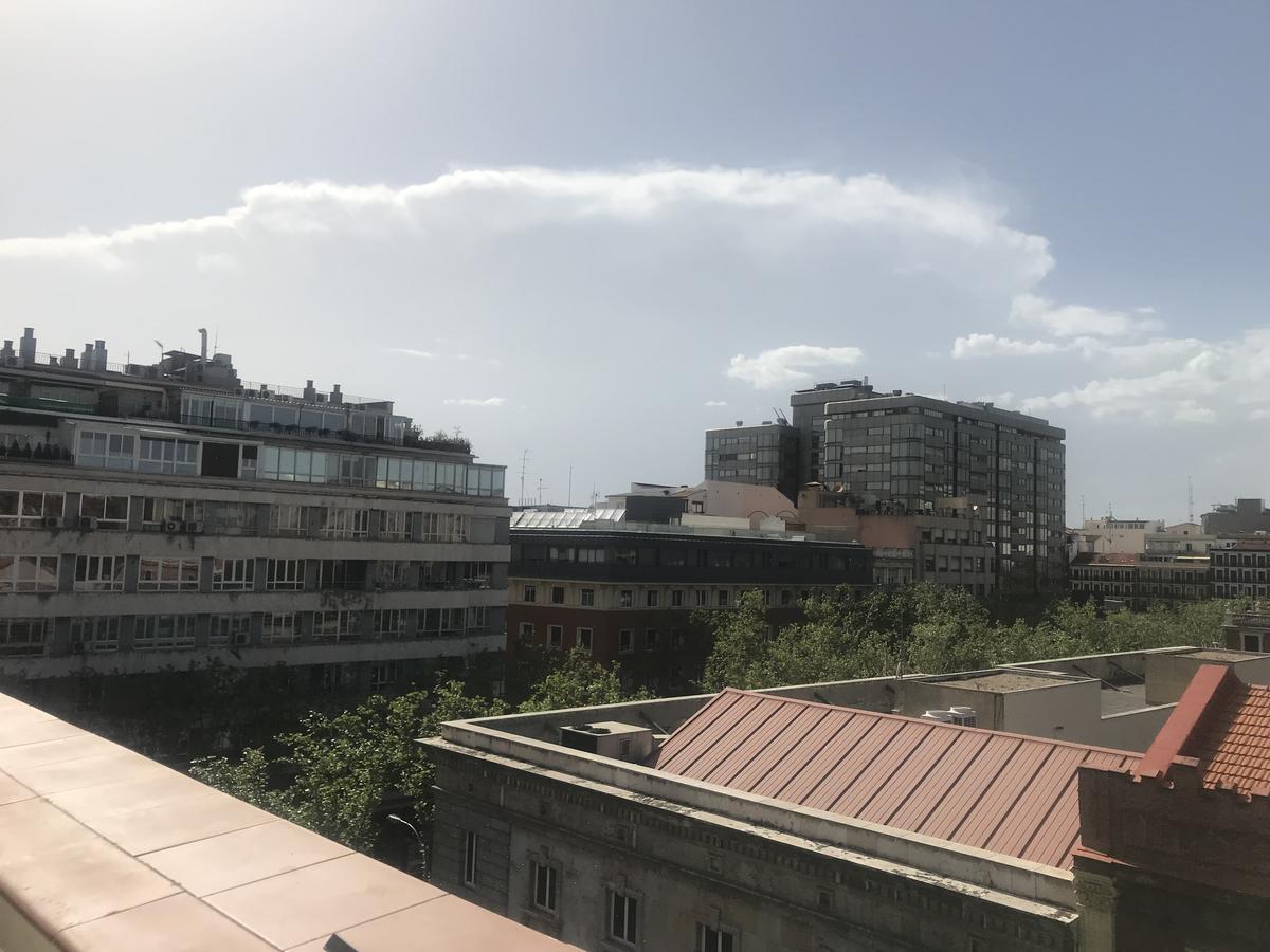 Pil Pil Hostel Madryt Zewnętrze zdjęcie