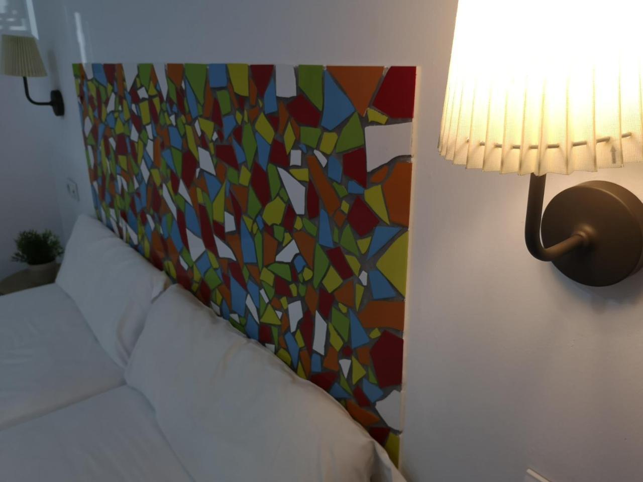 Pil Pil Hostel Madryt Zewnętrze zdjęcie